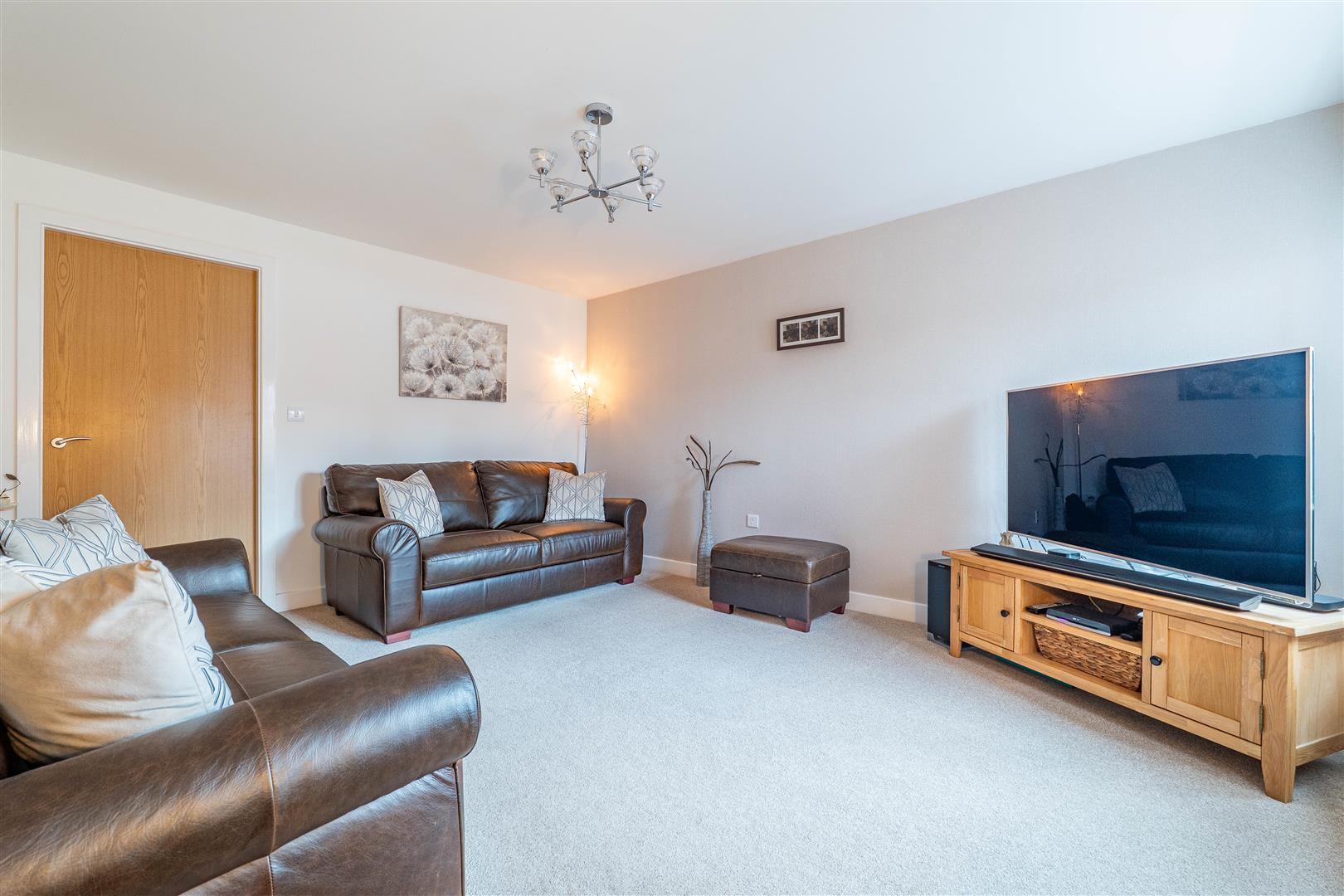 3 bed property in Deighton Road, Chorley
